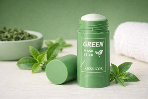 Oil-Absorbing Green Tea Mask Stick for Clear-Looking Skin
