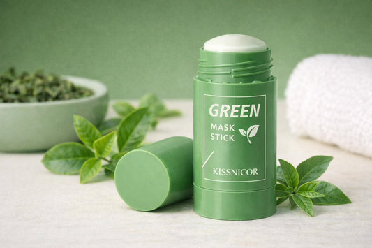 Oil-Absorbing Green Tea Mask Stick for Clear-Looking Skin